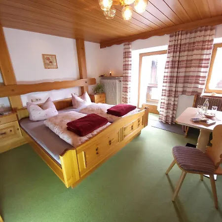 Guest house Leyererhof